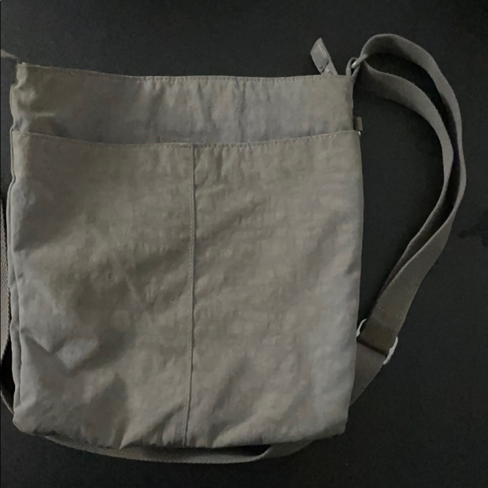 Kipling Crossbody - Picture 2 of 8
